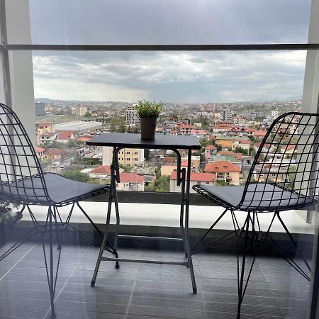 Comfy Nest Apartment- Free Parking Tiranë Luaran gambar
