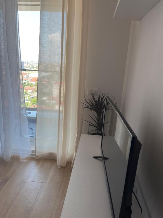 Comfy Nest Apartment- Free Parking Tiranë Luaran gambar